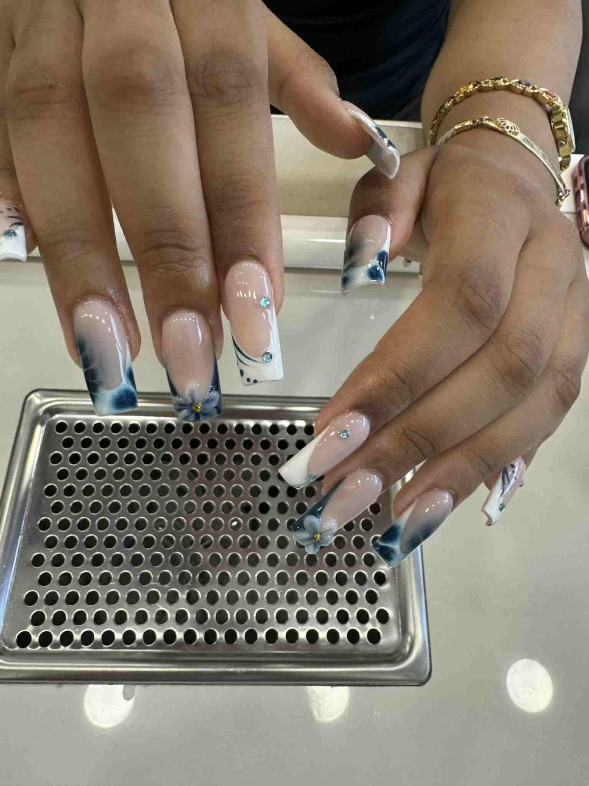 Nail art design Bayswater