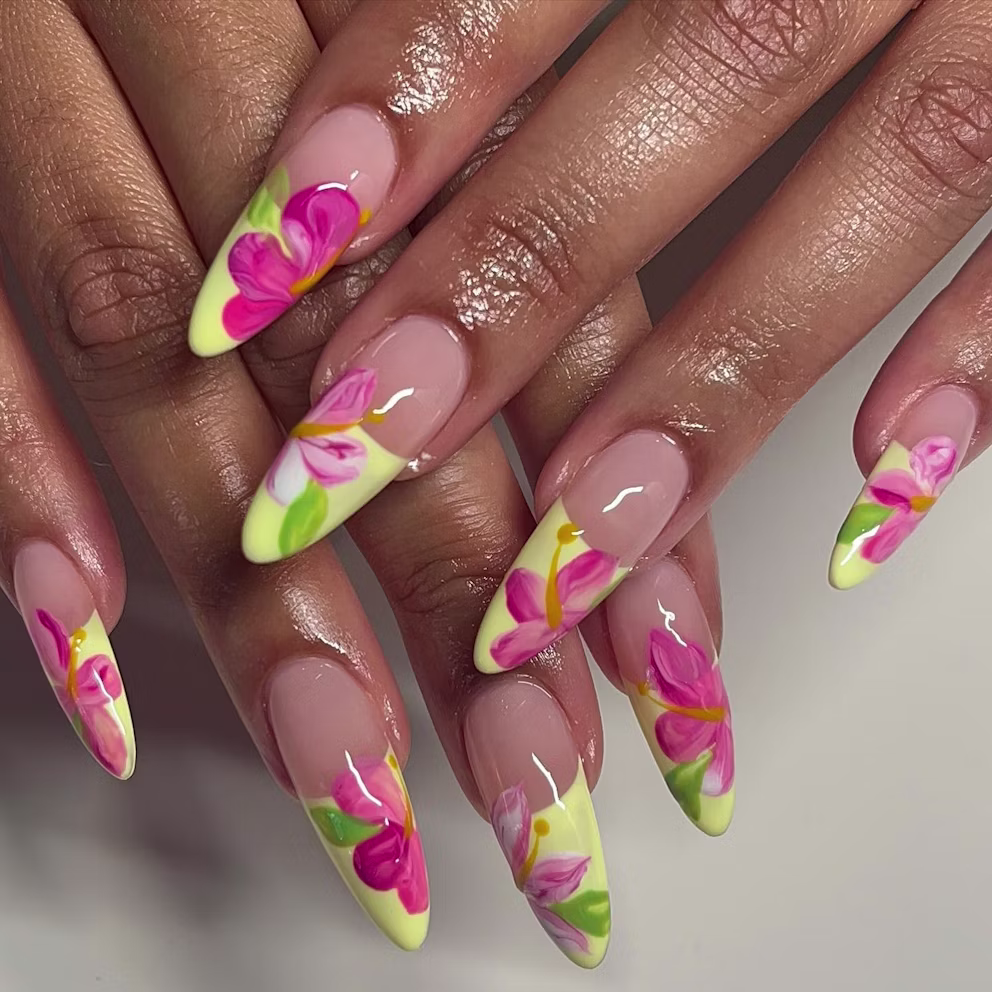 Nail art Instagram London